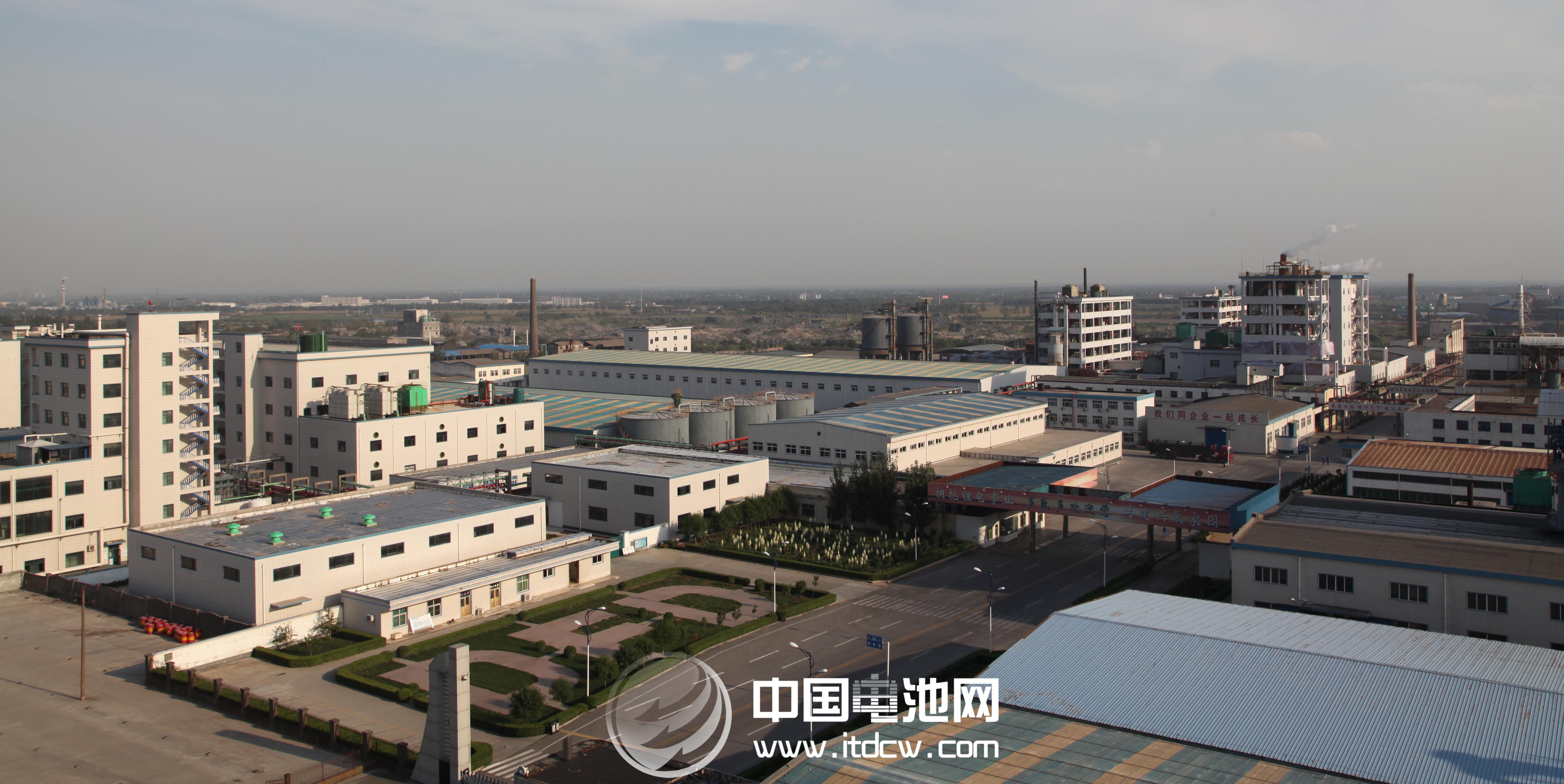 六氟磷酸鋰領(lǐng)跑新能源 多氟多再跨界前行新能源車(2)_中國(guó)電池網(wǎng)