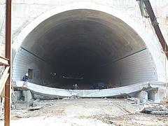 專業(yè)混凝土切割與隧道工程全解析 廣東兄長(zhǎng)弟久特種建筑領(lǐng)航行業(yè)技術(shù)創(chuàng)新
